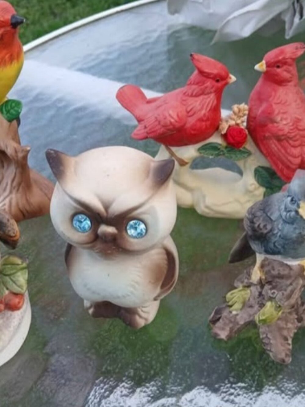 Lot of vintage birds